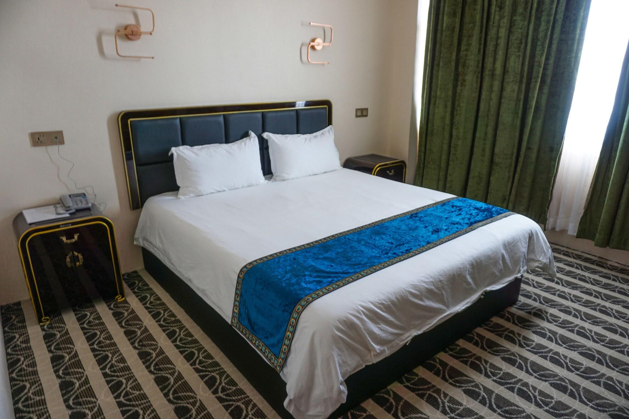 Star Sands Hotel Garapan Luaran gambar